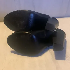 Guess Women's Black Platform Peep Toe High Heels Ankle Boots/Sandals , like new thumbnail 6