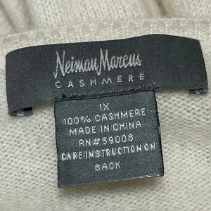 Neiman Marcus Cream 100% Cashmere Round Neck Button Down Cardigan Sweater Top 1X thumbnail 4