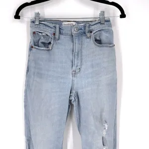 Abercrombie & Fitch Ultra High Rise Ankle Straight Jeans Distressed Size 25‎ thumbnail 5