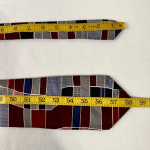 Paolo Designed by Paolo Gucci Men’s Silk Tie Vintage Geometric Necktie Cravat thumbnail 8