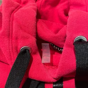 Calvin Klein red logo hoodie size M thumbnail 2