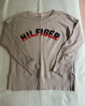 Crewneck thumbnail 1