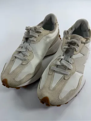 New Balance 327‎ Sea Salt White Gum Lifestyle Sneakers Women's 6.5 WS327NKD thumbnail 1
