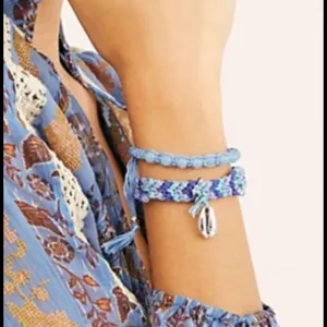Free People Blue Woven Shell Bracelet thumbnail 4