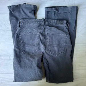 American Eagle High Rise Corduroy Black Flare Jeans Button Fly Size 4 thumbnail 6