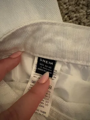Shein Wide Leg White Jeans thumbnail 4
