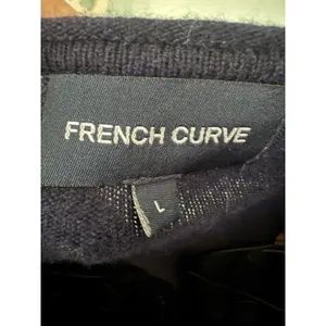 French Curve Large Sweater Blue White Cashmere Round Neck Luxury‎ thumbnail 3