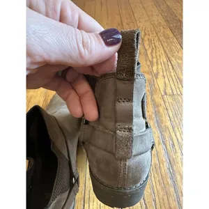 Teva Women’s De La Vina Dos Chelsea Boot Size 6.5 Taupe GUC thumbnail 9