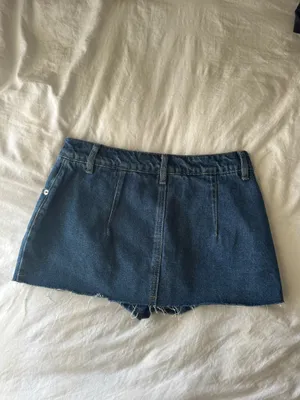 Edikted Clementine Low Rise Denim Micro Skort  thumbnail 5