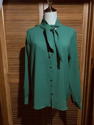 ZARA Green Chiffon Polyester Collared Tie Neck Button Blouse Long Sleeve M thumbnail 2