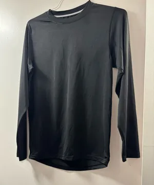Black long sleeve Size L thumbnail 1