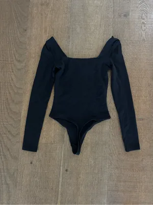 babaton aritzia square neck long sleeve bodysuit thumbnail 6