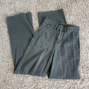 American Eagle Jeans thumbnail 1