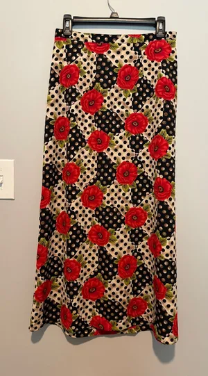 Sag Harbor Red Poppy Floral Polka Dot Maxi Skirt Size 10 Vintage Style thumbnail 1