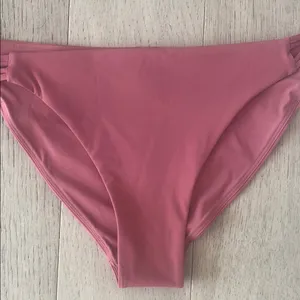 Lululemon Shoreline Bikini Bottom Pink Size 10 New NWT LW7AOAS CHRT thumbnail 4