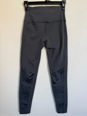 Alo Yoga Dark Gray Moto Leggings S High Rise Mesh Pleated Biker Athleisure thumbnail 6