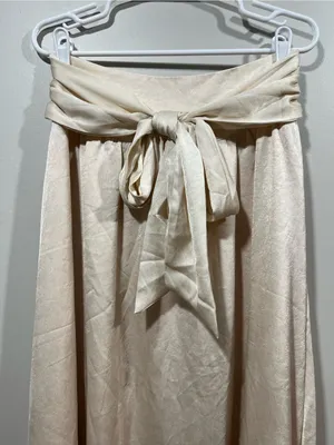 Gloeria Soft Cream Maxi Skirt with Waist Tie Size Small thumbnail 2