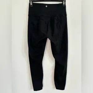 Victorias Secret Leggings Womens SmShort Black Gym Sporty Workout Active Yoga‎ thumbnail 2