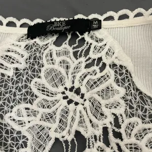 Buckle Lace vest thumbnail 2