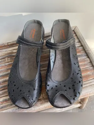 Jambu J Sport black Mary Jane mules laser cut floral pattern comfort memory foam 9.5 thumbnail 3