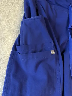 FIGS Women Scrub Set Small Casma Three-Pocket Top Kade Cargo Pants Blue thumbnail 7