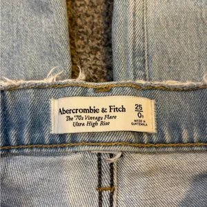 Abercrombie 70’s Vintage Flare Jeans thumbnail 2
