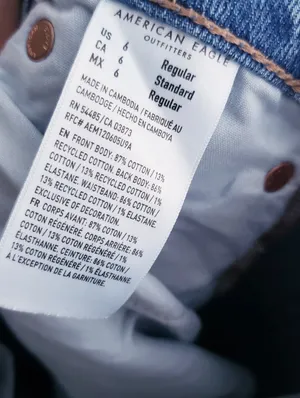 American Eagle Denim Straight Leg Mom Jeans thumbnail 9
