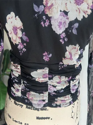 Rebellious Dreamer Ruched Floral Black Top Size Medium thumbnail 8