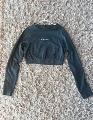 Alphalete Long Sleeve Cropped green shirt thumbnail 2