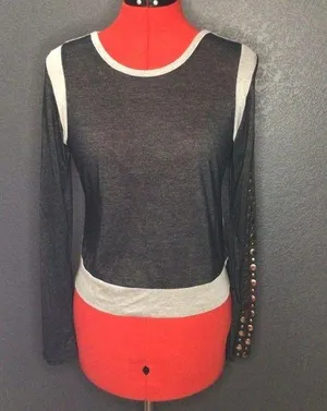 Studded long sleeve top Size L thumbnail 1