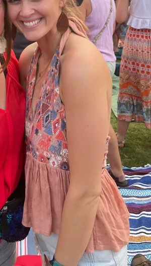Halter Top thumbnail 1