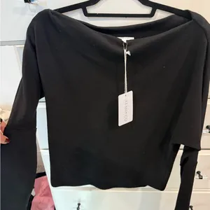 ANNI+CO Off-the-Shoulder Black Knit Sweater thumbnail 1