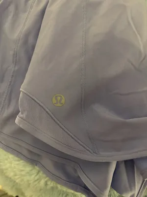 Lululemon Shorts Hotty Hot thumbnail 6