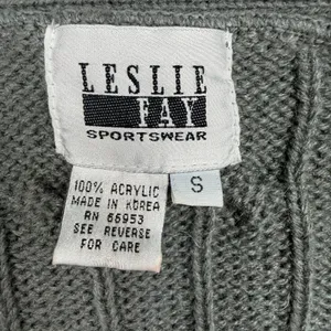 Leslie Fay Vintage 90s Academia S Sweater Vest Gray Cable Knit Double Breasted Preppy Retro thumbnail 5