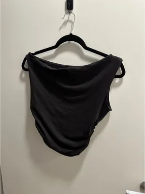 Black off the shoulder top Size M thumbnail 3