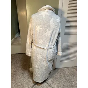 Secret Treasures Women's Sz XL 16-18 Plush Robe Light Gray White Moon Star Print thumbnail 8