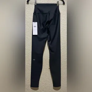 Alo Yoga NWT High Waisted Airlift Leggings in Black Size S thumbnail 6