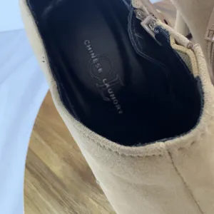 Chinese Laundry Boots Womens 7.5 Heels Bootie Suede Tan thumbnail 6