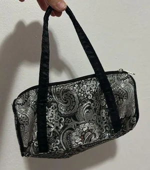 Handle Makeup Bag thumbnail 1