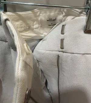 Aritzia shorts thumbnail 2
