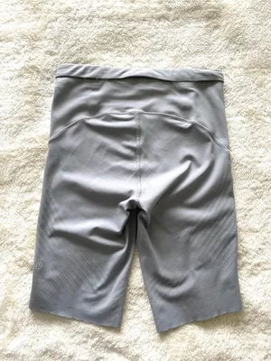 Lululemon SenseKnit Running High-Rise Short 10" Grey Size 6 thumbnail 5