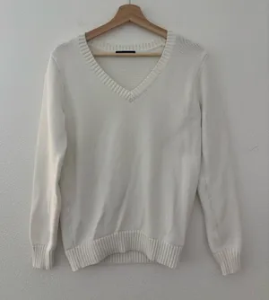 Brandy Melville white v neck sweater thumbnail 1