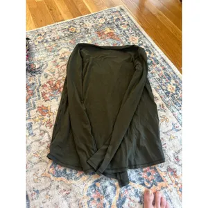 Lululemon Army Green Long Sleeve thumbnail 3