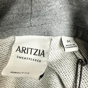 Aritzia Sweatfleece Perfect Raw Hem Hoodie Size Medium NWT Heather Dark Grey thumbnail 7