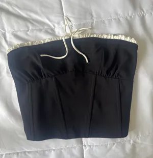 Kirious Strapless black corset top thumbnail 1