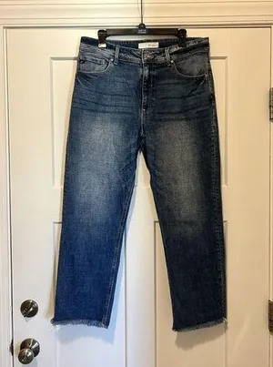 KanCan Mid Rise Straight Leg Jeans Size 13/30 Dark Wash Stretch Denim Frayed Hem thumbnail 1