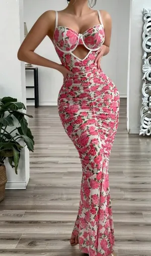 dress thumbnail 1