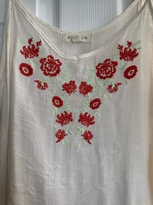 Miss Daisy Cream Sheer Embroidered Floral Tank Size Small thumbnail 2