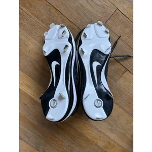 Nike Hyperdiamond 2 Pro Women Black White Metal Softball Cleats 856492-011 thumbnail 8