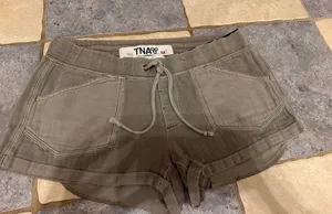 TNA Drawstring Pocket Shorts Green Size M thumbnail 1